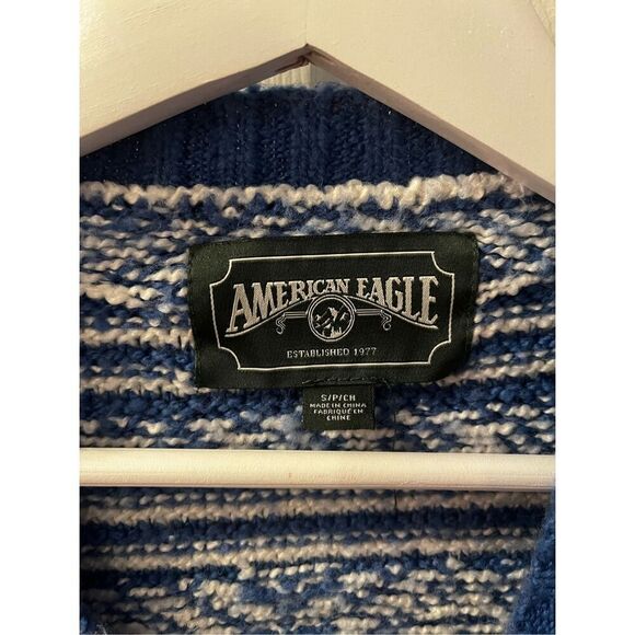 Vintage American Eagle Blue & White Print Acrylic Crew Neck Sweater sz S - Picture 3 of 5